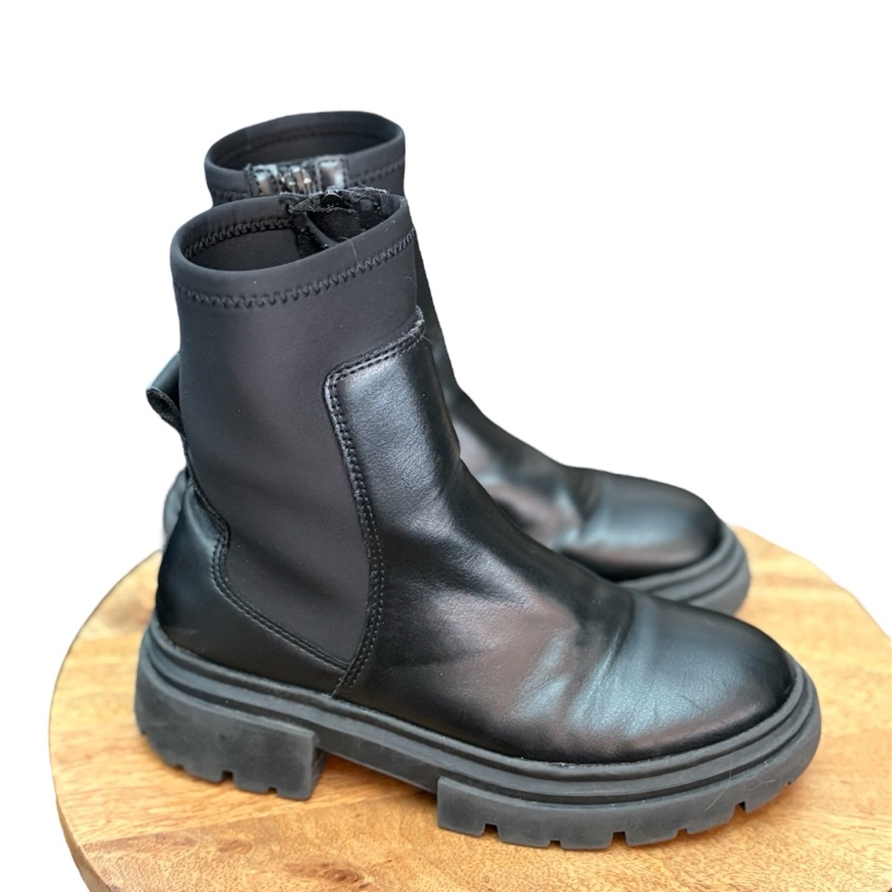Zara Girls Black Leather Boots Size 2